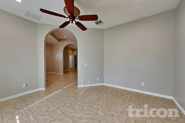 Foto del edificio - 13305 Silvercreek Dr