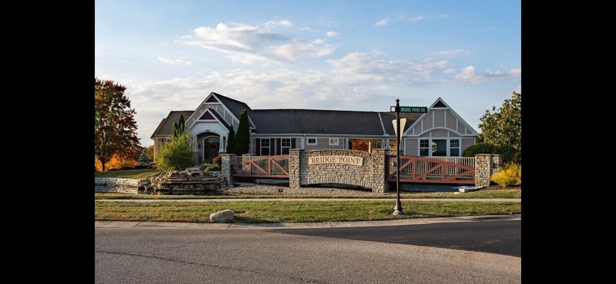 7773 Skyview Cir Unit 7773, Cincinnati, OH 45248 Condo for Rent in Cincinnati, OH