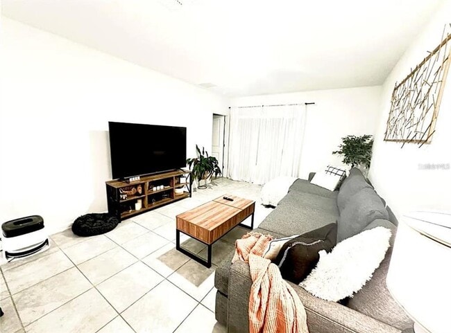 Building Photo - 1835 Weir Blvd