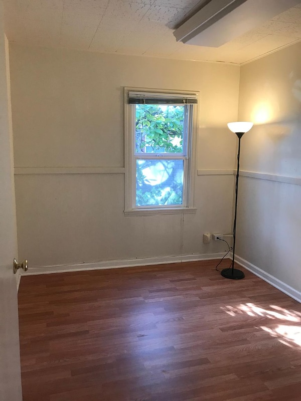 Building Photo - 849 5th St