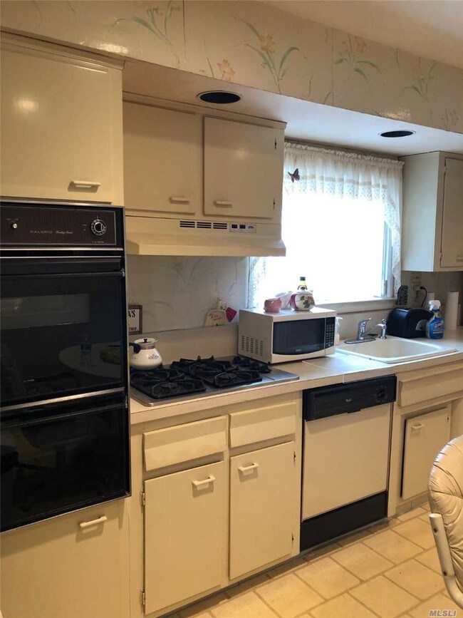 Foto del edificio - 1310 Newbridge Rd