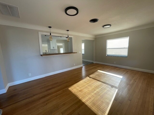 Foto del edificio - 3028 9th St N