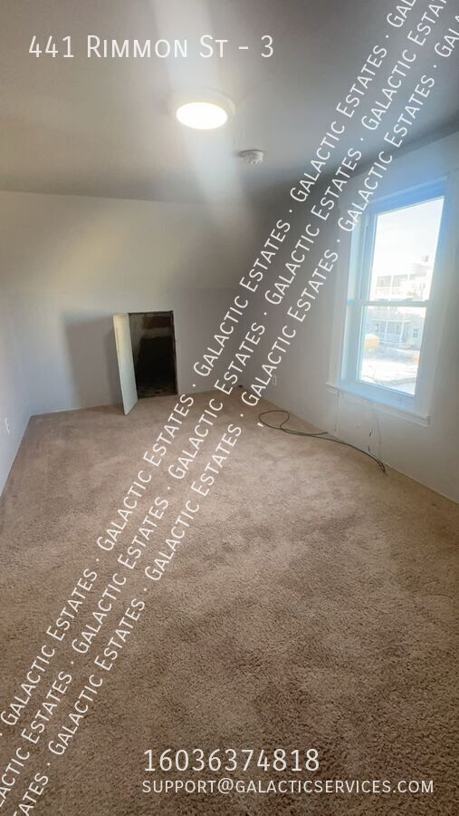 Building Photo - 441 Rimmon St