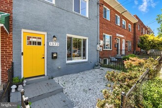 Building Photo - 1373 Adams St NE