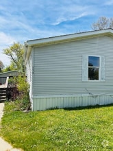 Building Photo - 134 Scarlet Oak Ln