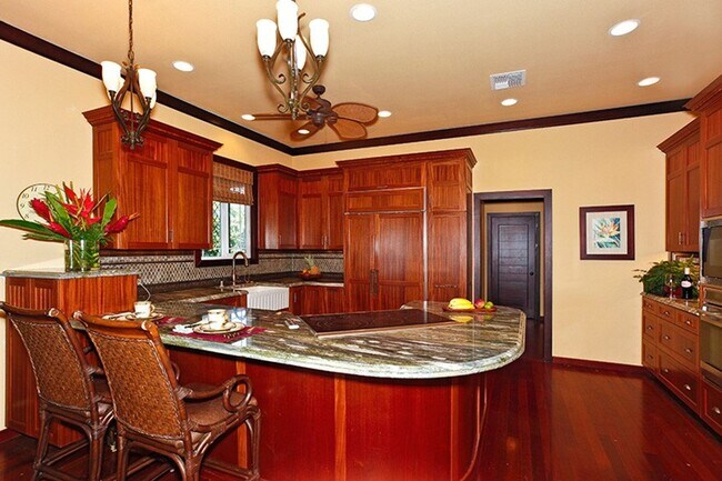 Building Photo - Oceanfront Custom Home w/A/C, Large Yard, ...