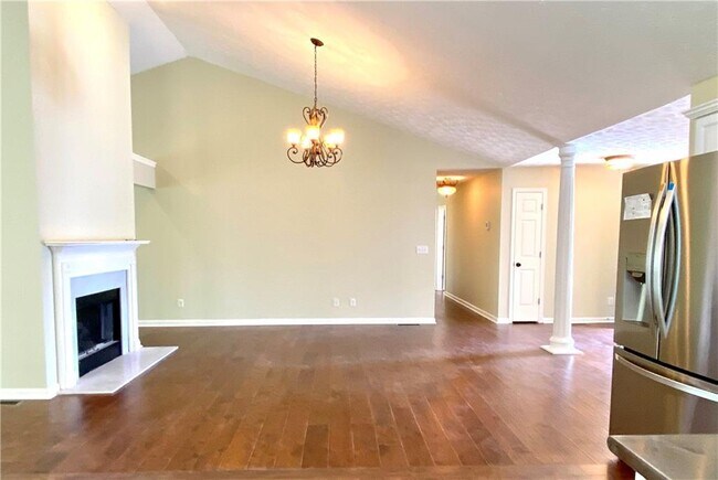 Building Photo - 332 Kirkwell Ives Dr