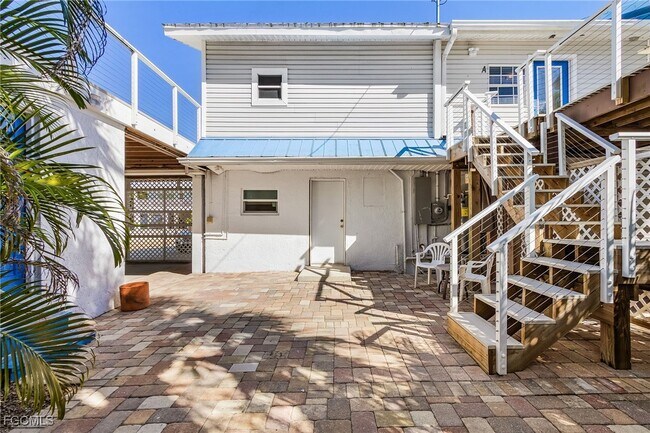 Foto del edificio - 135 Delmar Ave