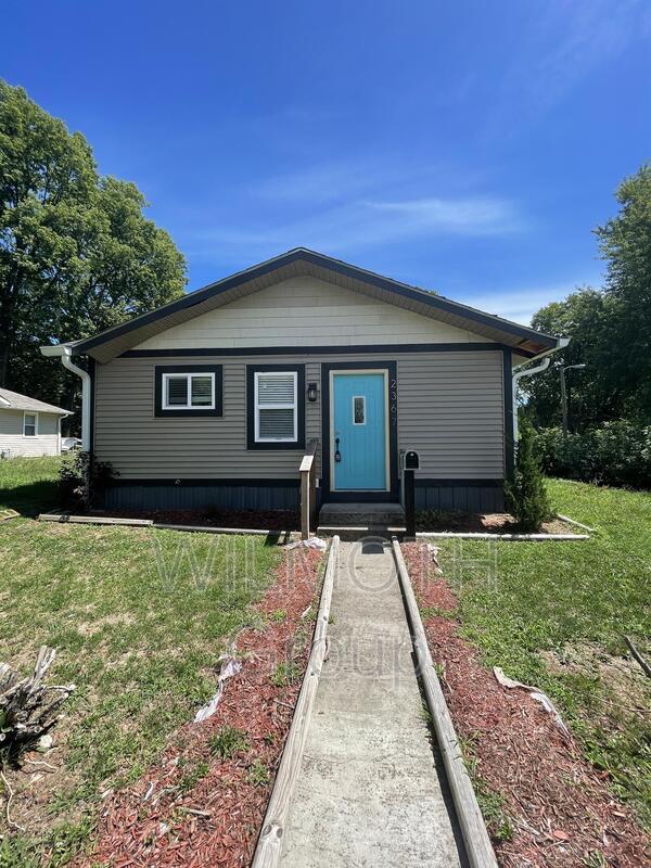 2367 N Oxford St, Indianapolis, IN 46218 House for Rent in