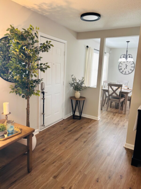 Building Photo - 1005 Winged Foot Ct