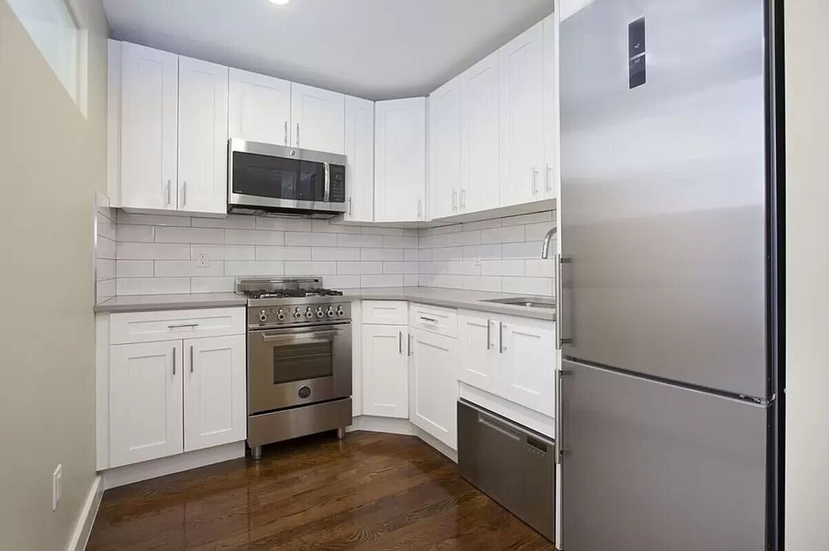 99 Suffolk Street Room for Rent in New York, NY