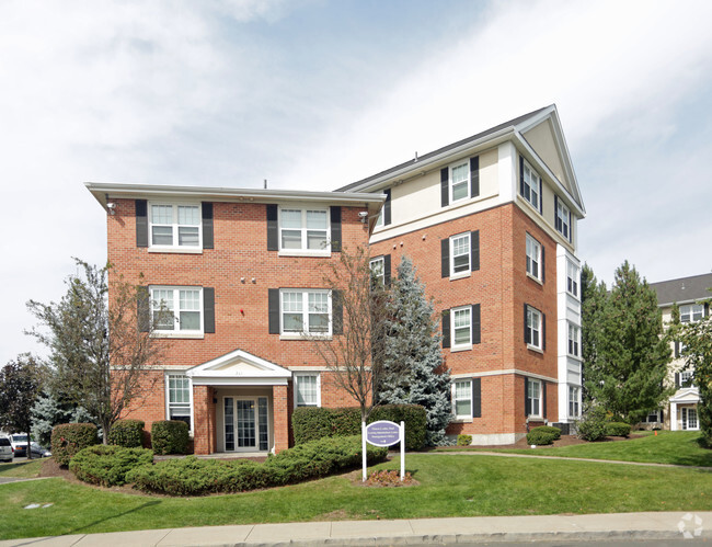 Building Photo - Southwood Square