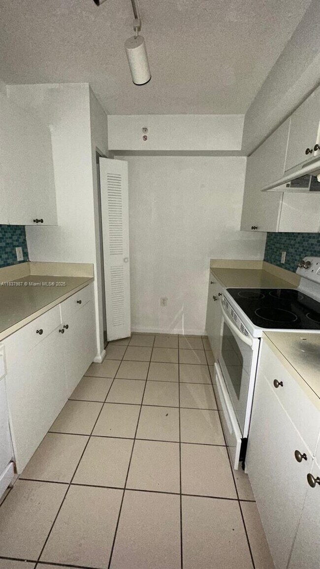Foto del edificio - 15460 SW 284th St
