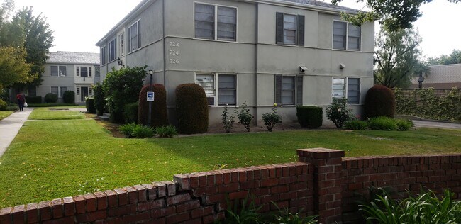 Foto del edificio - 724 S Old Ranch Rd