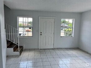 Building Photo - 751 Flagami Blvd