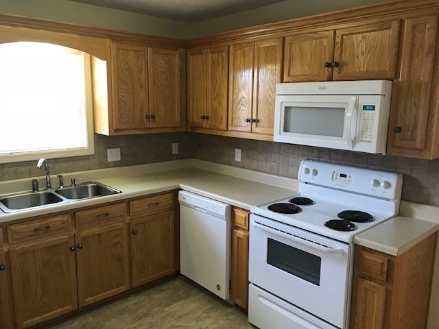 Foto del edificio - 1488 Bailee Way SW