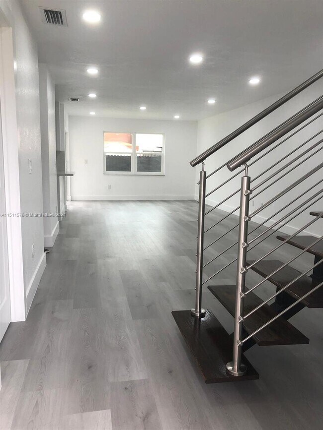 Foto del edificio - 2511 SW 112th Ct