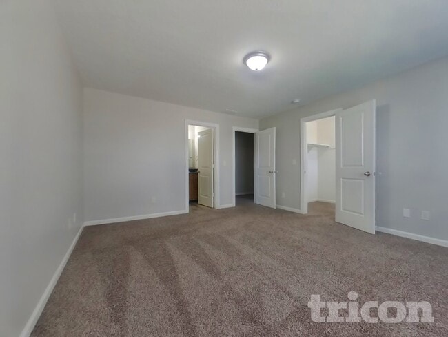 Building Photo - 106 Sunburst Cir