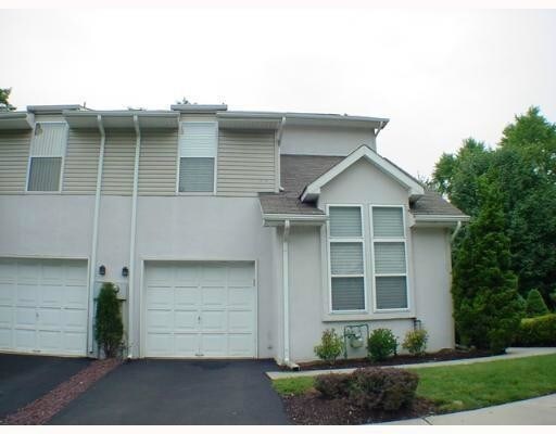 Building Photo - 24 Parkside Dr