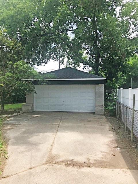 Foto del edificio - 12680 Riverdale Ave