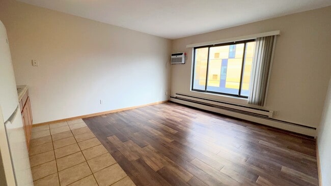 Foto del edificio - 1215 4th St SE