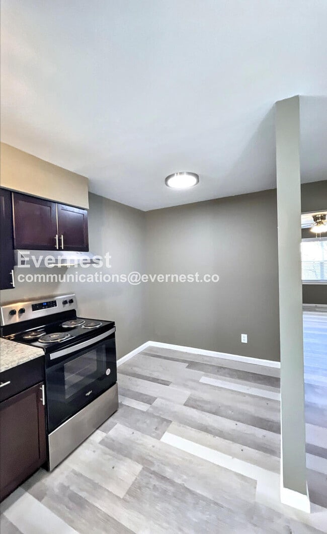 Foto del edificio - 3316 Roadrunner Trail