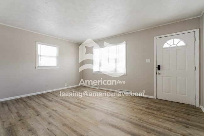 Foto del edificio - 233 N Wellington St