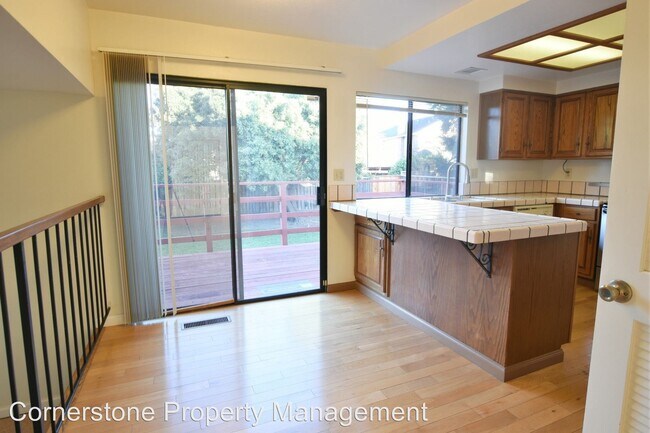 Foto del edificio - 4 br, 2.5 bath House - 6574 Leyland Park Dr.