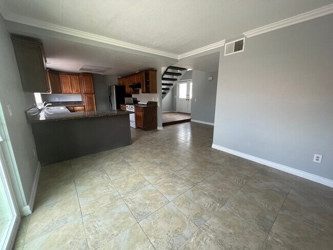 Foto del edificio - 12549 Lasselle St