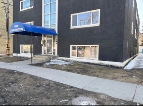 Building Photo - 250 Furby St