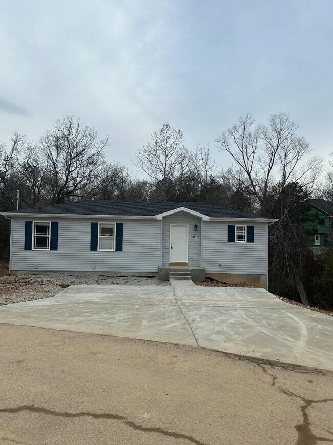 Building Photo - 3833 US-65