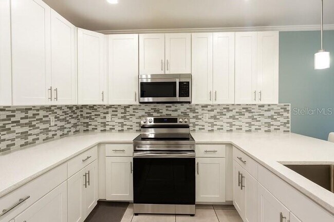Building Photo - 4707 Coral Castle Dr.