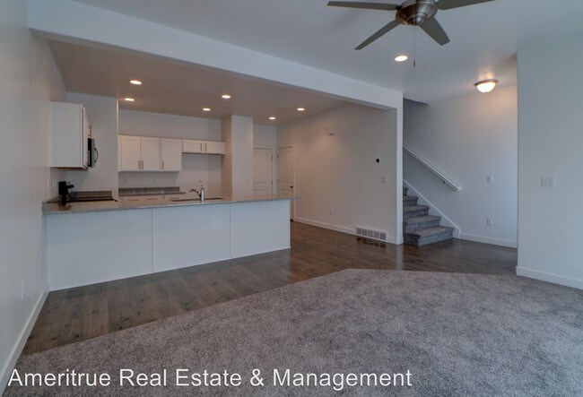 Foto del edificio - 3 br, 2 bath House - 995 W Cyan Valley Way
