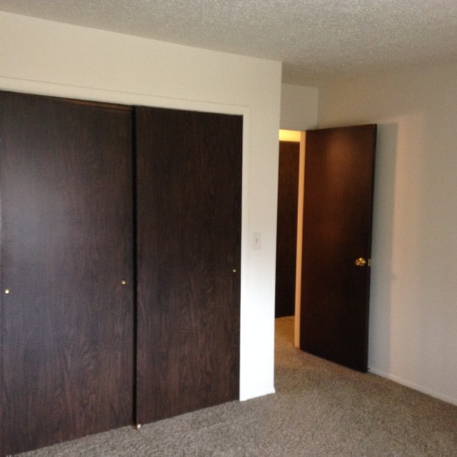 MASTER BED - 28710 5 Mile Rd