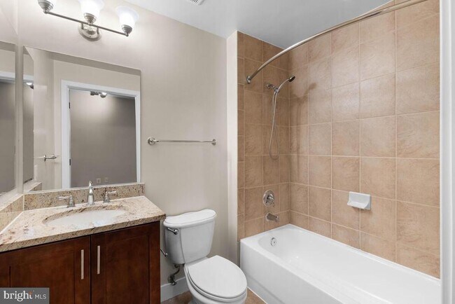 Foto del edificio - 1211 13th St NW