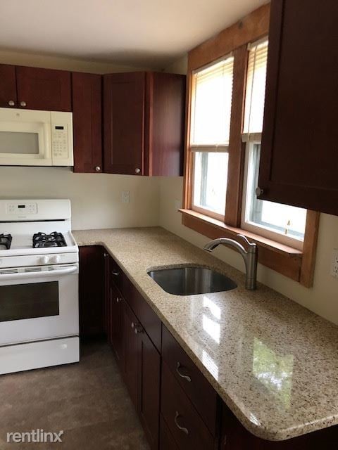 Building Photo - 3 br, 1 bath  - 341 Peck Ave