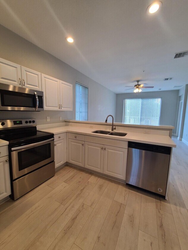 Foto principal - 1923 Marsh Harbor Dr
