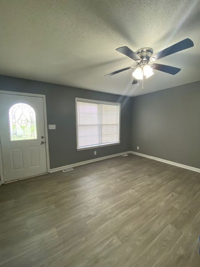 Building Photo - 431 Filmore Road