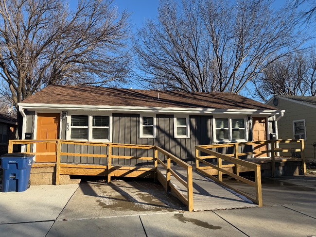 Foto del edificio - 637 S 3rd St