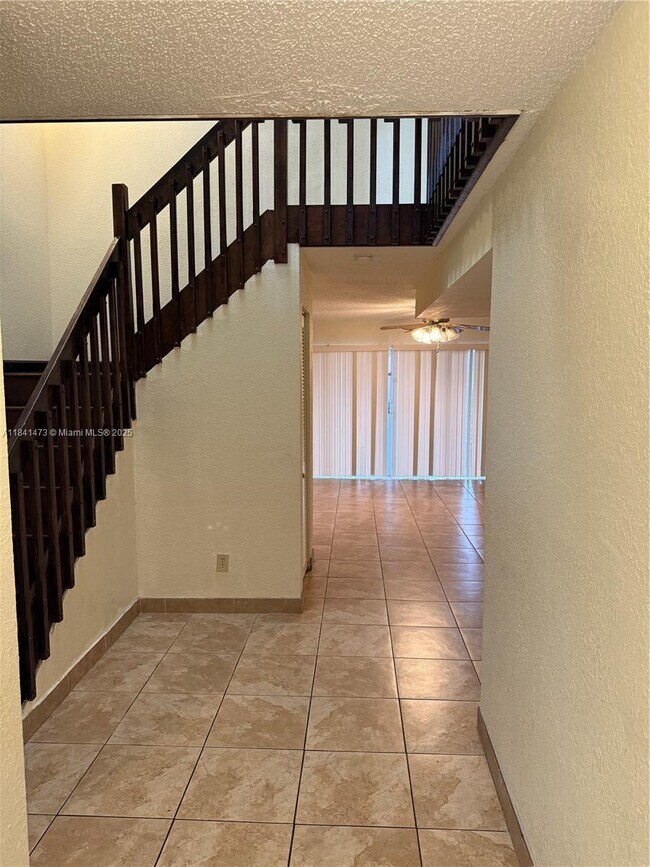 Foto del edificio - 2142 Nova Village Dr