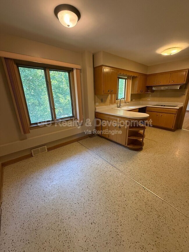 Foto del edificio - 10650 S Claremont Ave