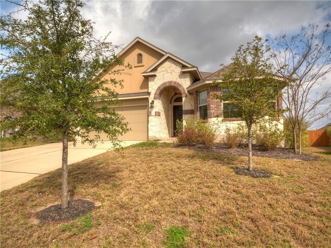 Foto del edificio - Excellent one story home available in Falc...