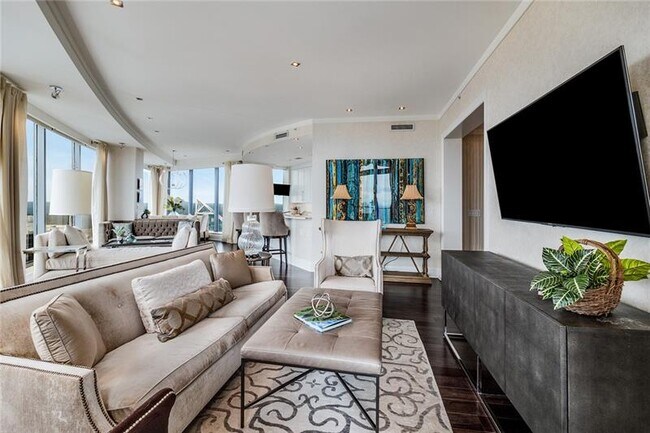 Foto del edificio - 3344 Peachtree Rd NE