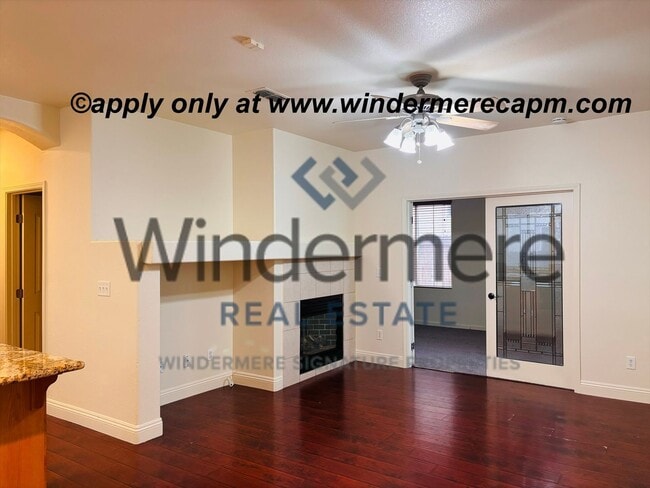 Foto del edificio - Bright & Spacious Two-Story home in Natomas Park!!