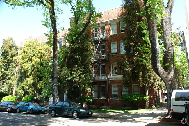 Apartment Building Berkeley bishop berkeley apartments rentals - berkeley, ca | apartments Apartment Building Berkeley bishop berkeley apartments rentals - berkeley, ca | apartments
