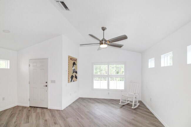 Foto del edificio - 12670 Shimmering Oak Cir