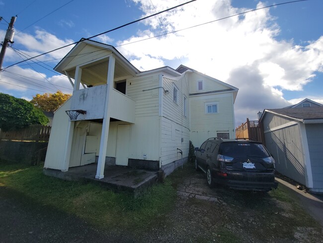 Foto del edificio - 211-212 W 13th St