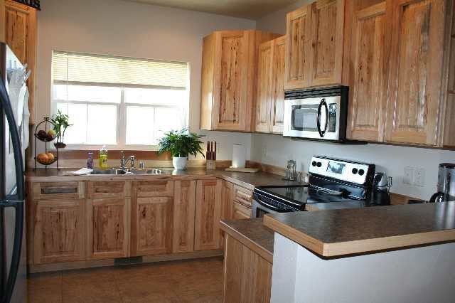 Foto principal - 368 Kimball Ave