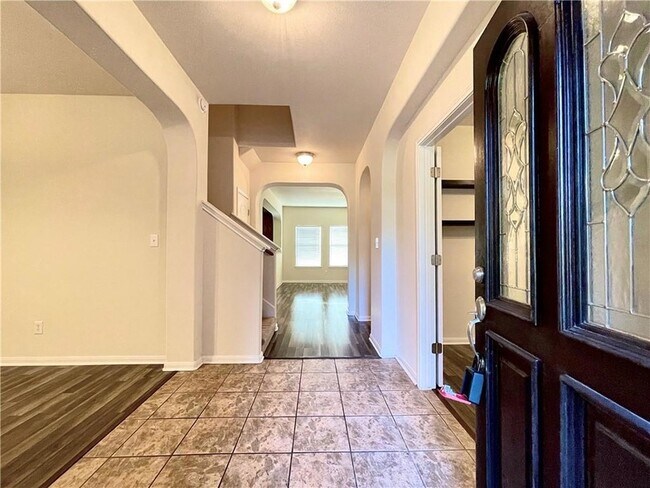 Building Photo - 906 Mesquite Hollow Pl