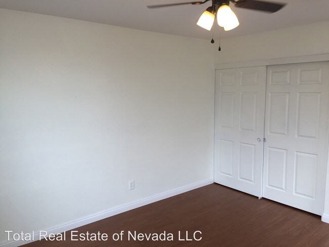 Building Photo - 3 br, 2.5 bath House - 6262 Chuparosa Ct